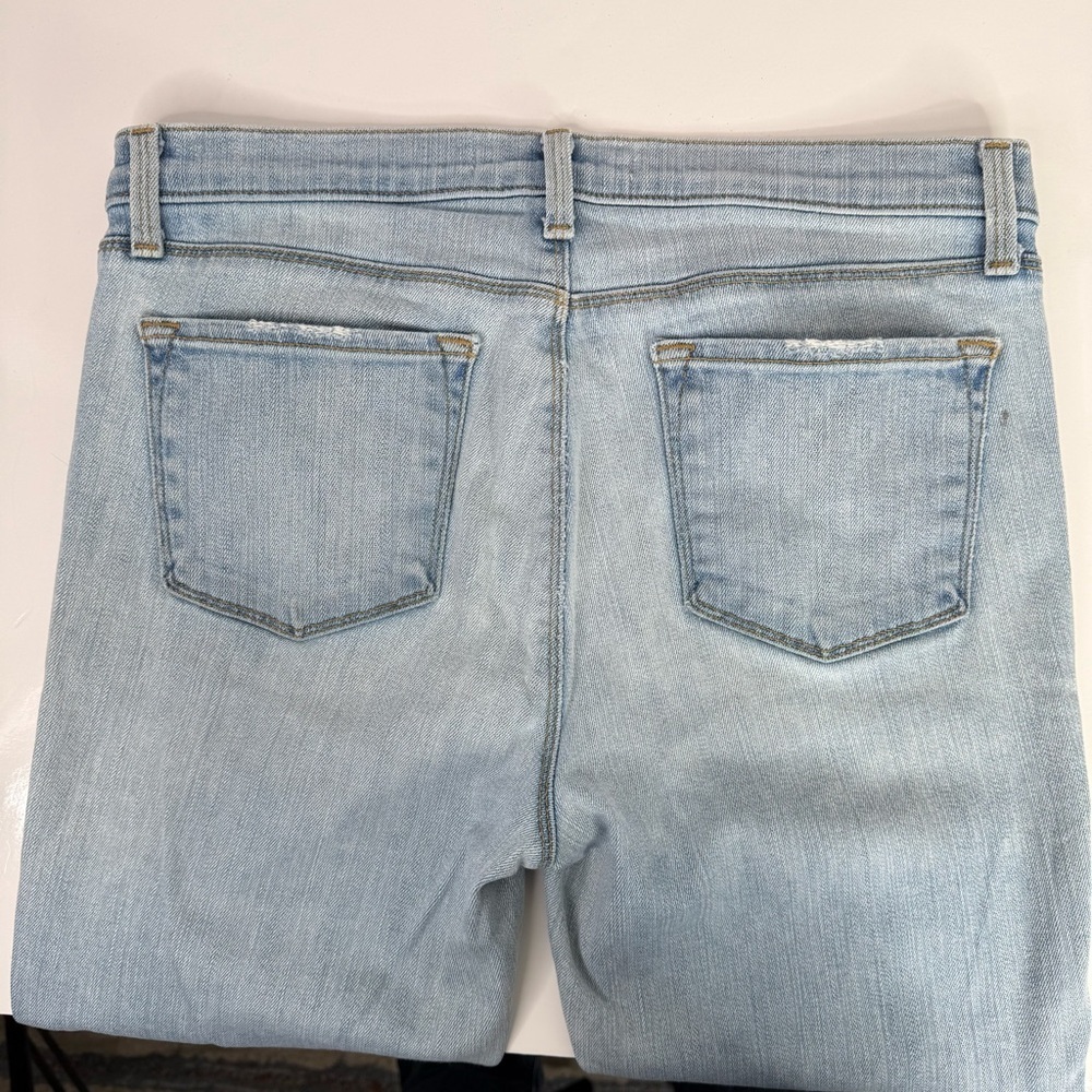J BRAND Size 30 Mid Rise Capri Beach Line Light Wash 31 Inch Waist Blue Jeans - Picture 6 of 16